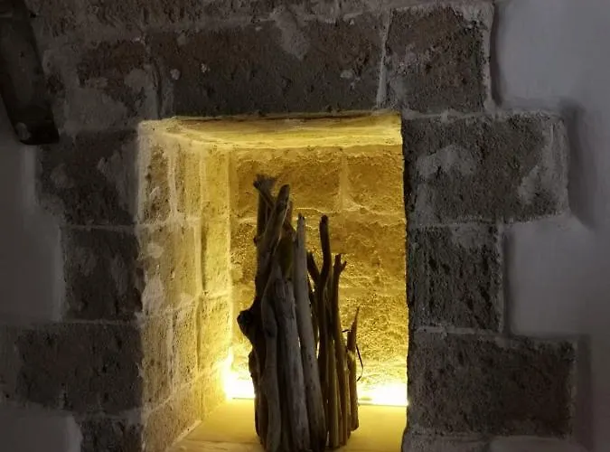 住宿加早餐酒店 Anna 1924 加利亚诺德尔卡波